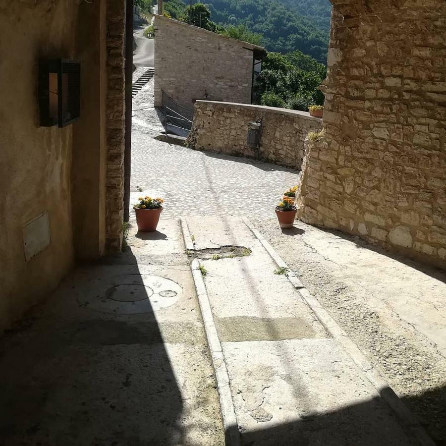 Le Case Dell'Arco - Monte San Vito Scheggino Bagian luar foto